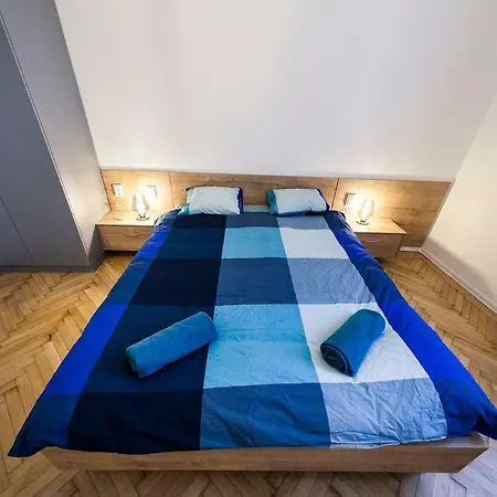 קלוז'-נאפוקה Central Luxury 4A מראה חיצוני תמונה