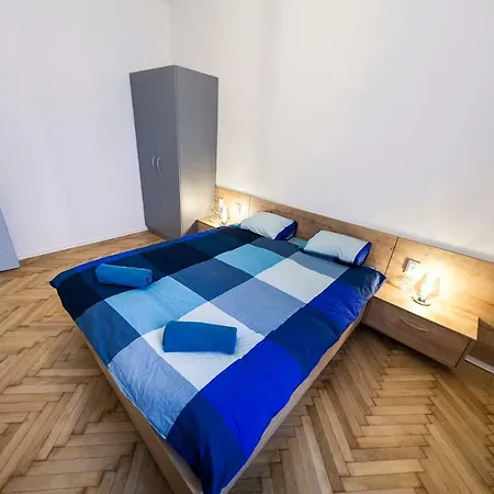 קלוז'-נאפוקה Central Luxury 4A מראה חיצוני תמונה