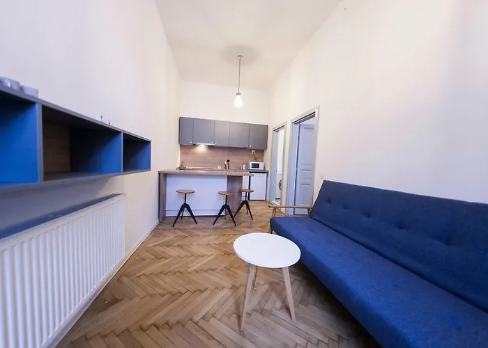 Central Luxury 4A