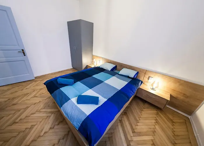 Central Luxury 4A