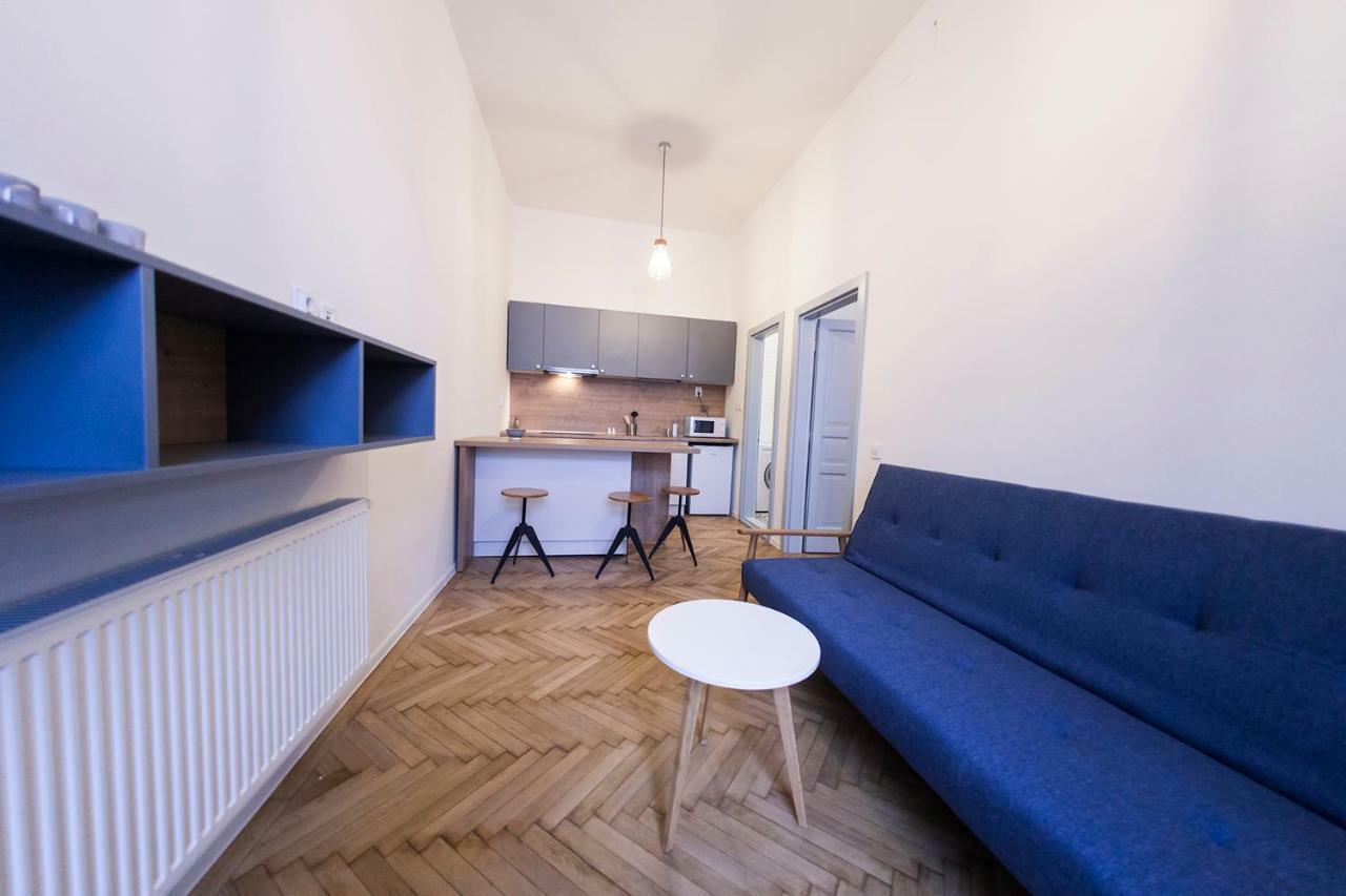 Luxury 4a Apartment