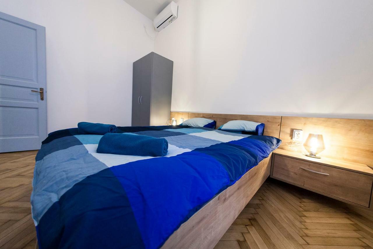 Apartment Luxury 4a